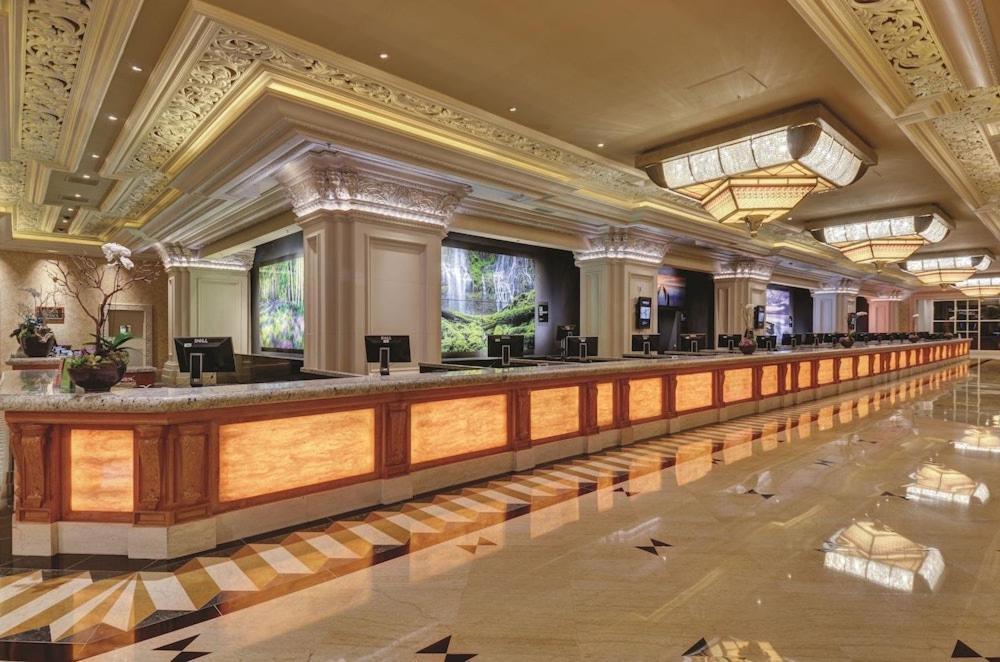 Mandalay Bay Resort And Casino By Suiteness Las Vegas Exteriör bild