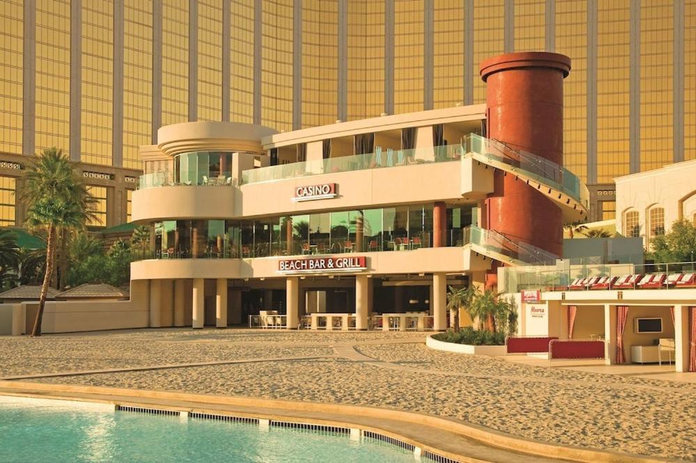 Mandalay Bay Resort And Casino By Suiteness Las Vegas Exteriör bild