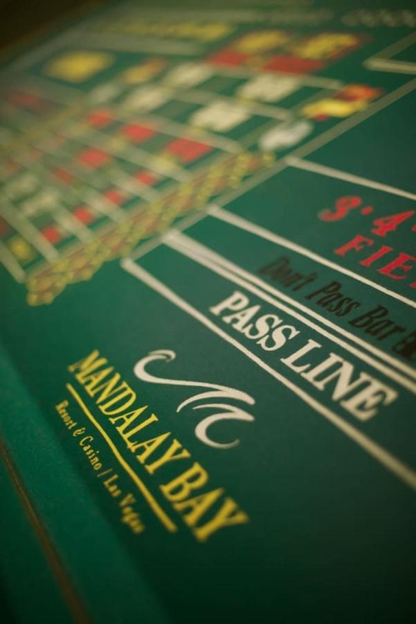 Mandalay Bay Resort And Casino By Suiteness Las Vegas Exteriör bild